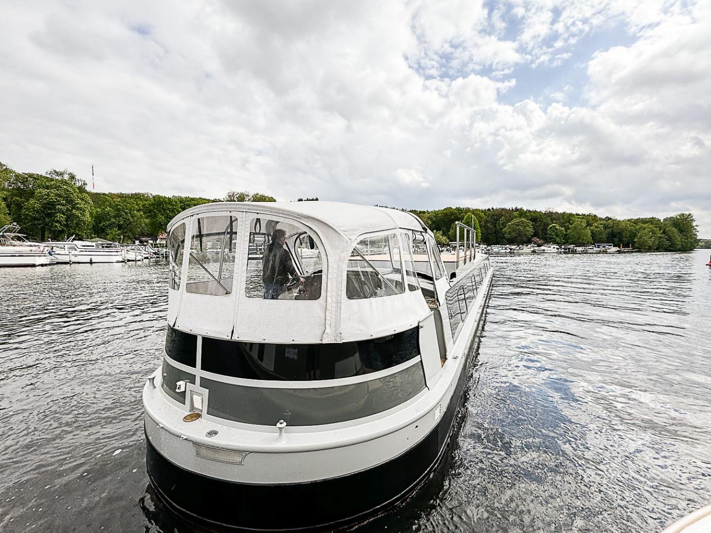Bateau-hôtel Premium Hausboot Am Pichelssee - Madam President *